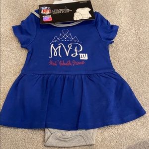 Brand New Babygirl Giants 3 piece bodysuit